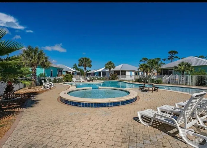 Holiday home Rookery 3 Family Friendly Pools Dogs *